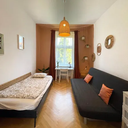 Bakcyl Atelier Art Workshops & Vintage Spot In Center - 4 Apartment