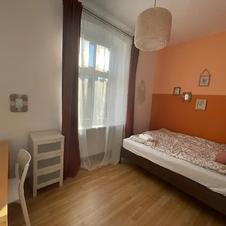 Bakcyl Atelier Art Workshops & Vintage Spot In Center - 4 Apartment *